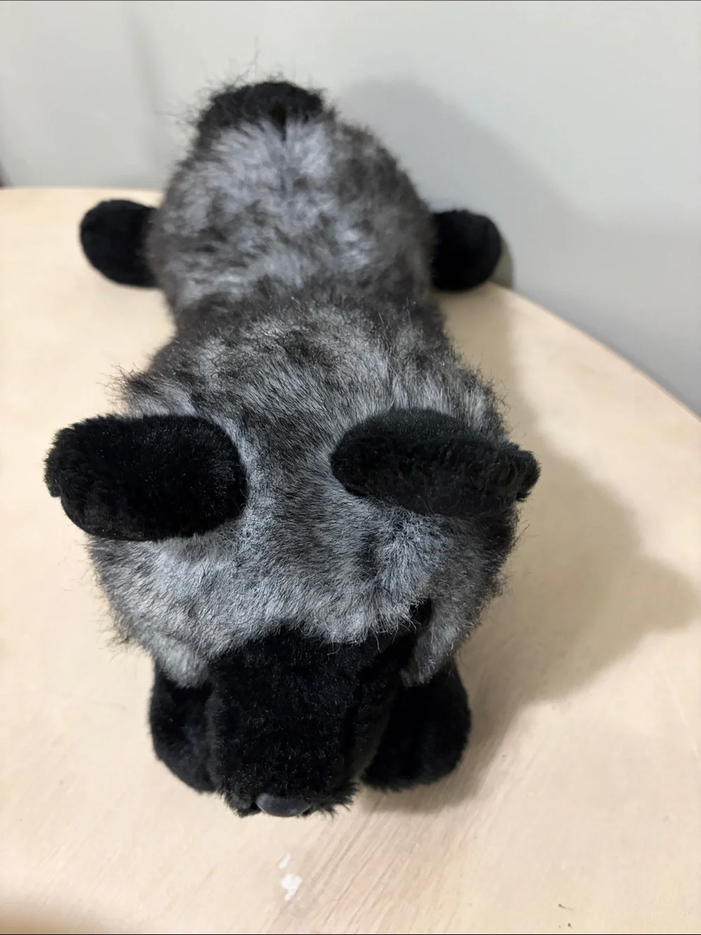 Douglas Sterling the Silver Fox 20 Inch Silver Gray Faux Fur EUC
